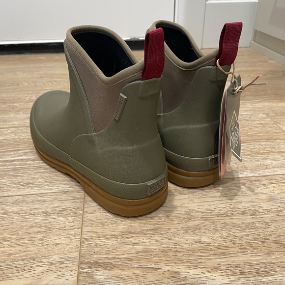 Muck Boots Women’s Originals Ankle Boot (taupe) - Picture 3 of 6